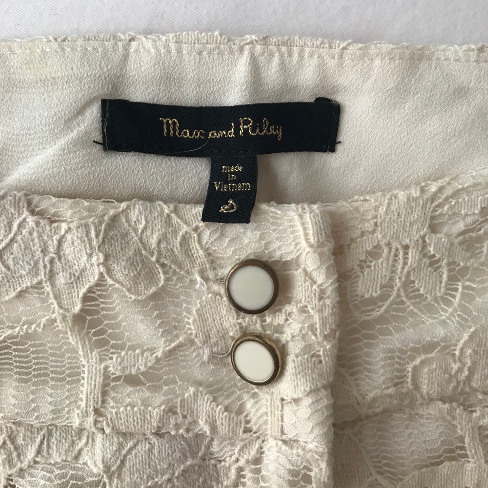 Max and Riley Lace Shorts - Picture 4 of 4